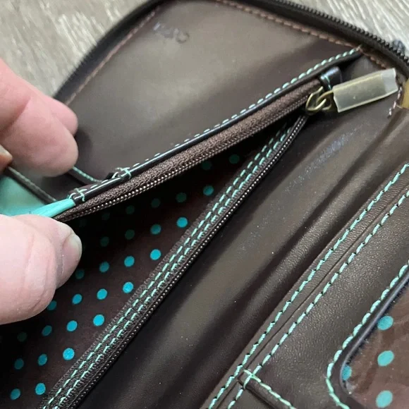 Chala Daisy Crossbody Cell Phone Case Wallet - Picture 9 of 16